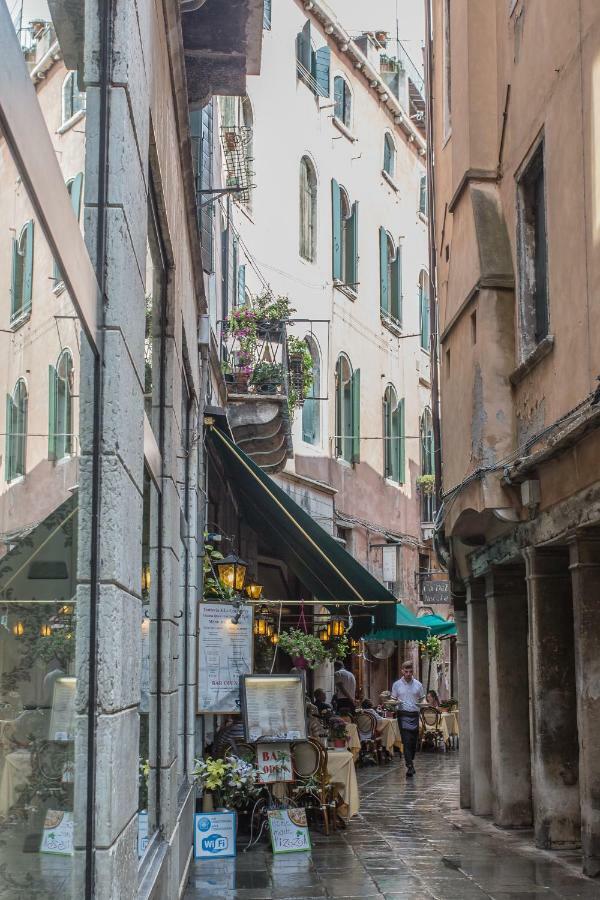 Ca De Le Colonnette - St Marks Square Venedig Eksteriør billede